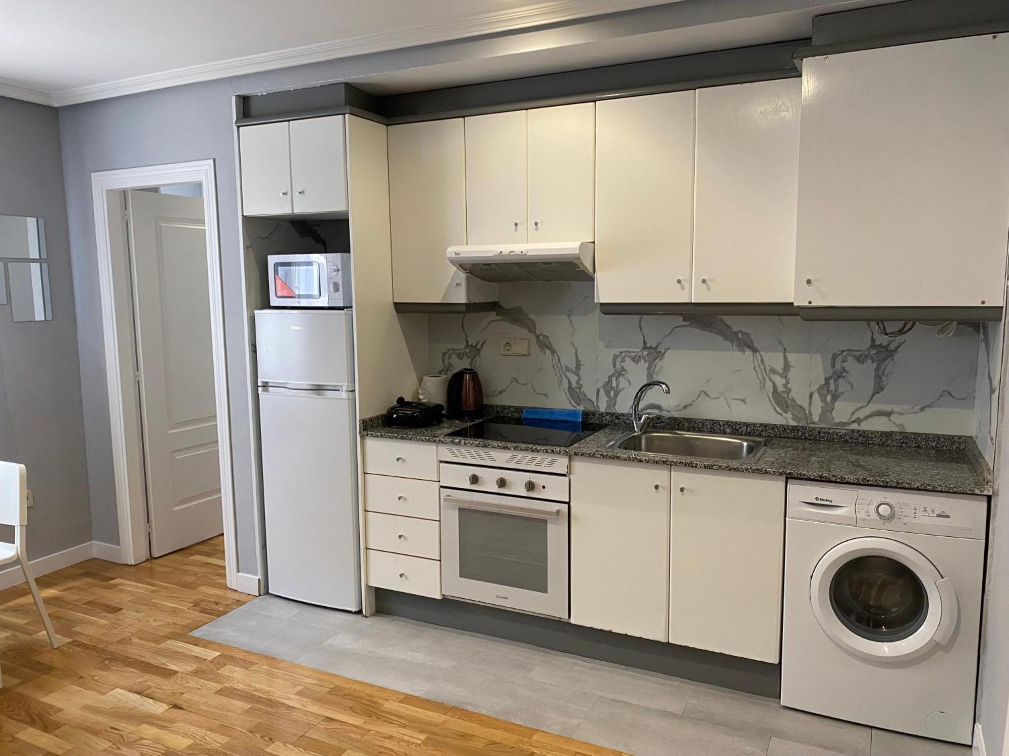 Apartments Madrid Principe 2 Luaran gambar