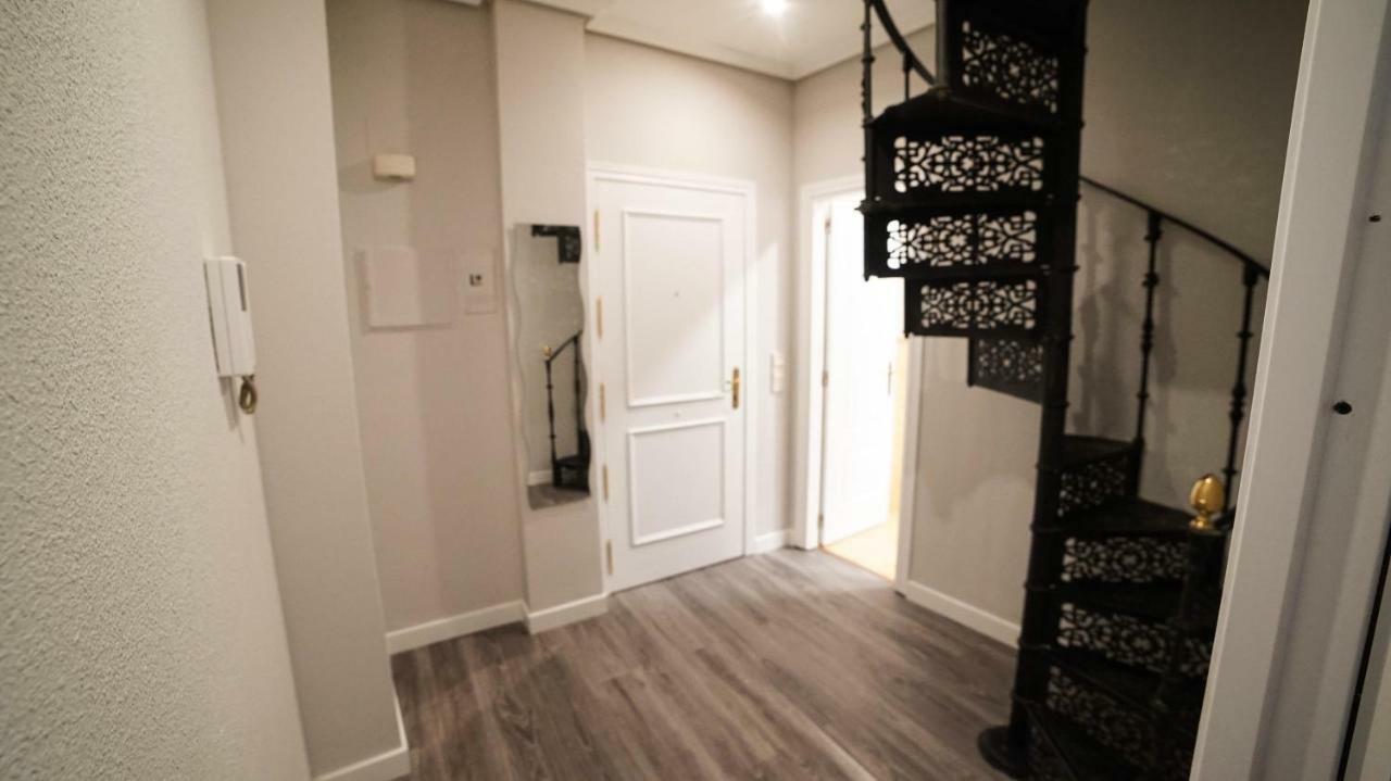 Apartments Madrid Principe 2 Luaran gambar